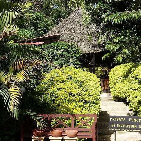Ikweta Country Inn Maua Kaathene Exterior photo